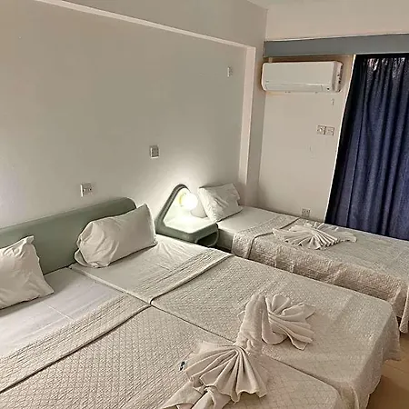 San Remo Hotel 2*